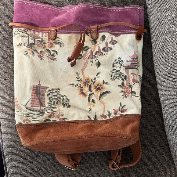 Lucky Brand Drawstring Backpack with Nature-Inspired Design - Picture 2 of 9